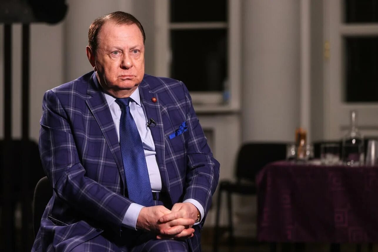 Марк варшавер биография фото Следом за Ахеджаковой" Мария Миронова высказалась о своем увольнении из "Ленкома