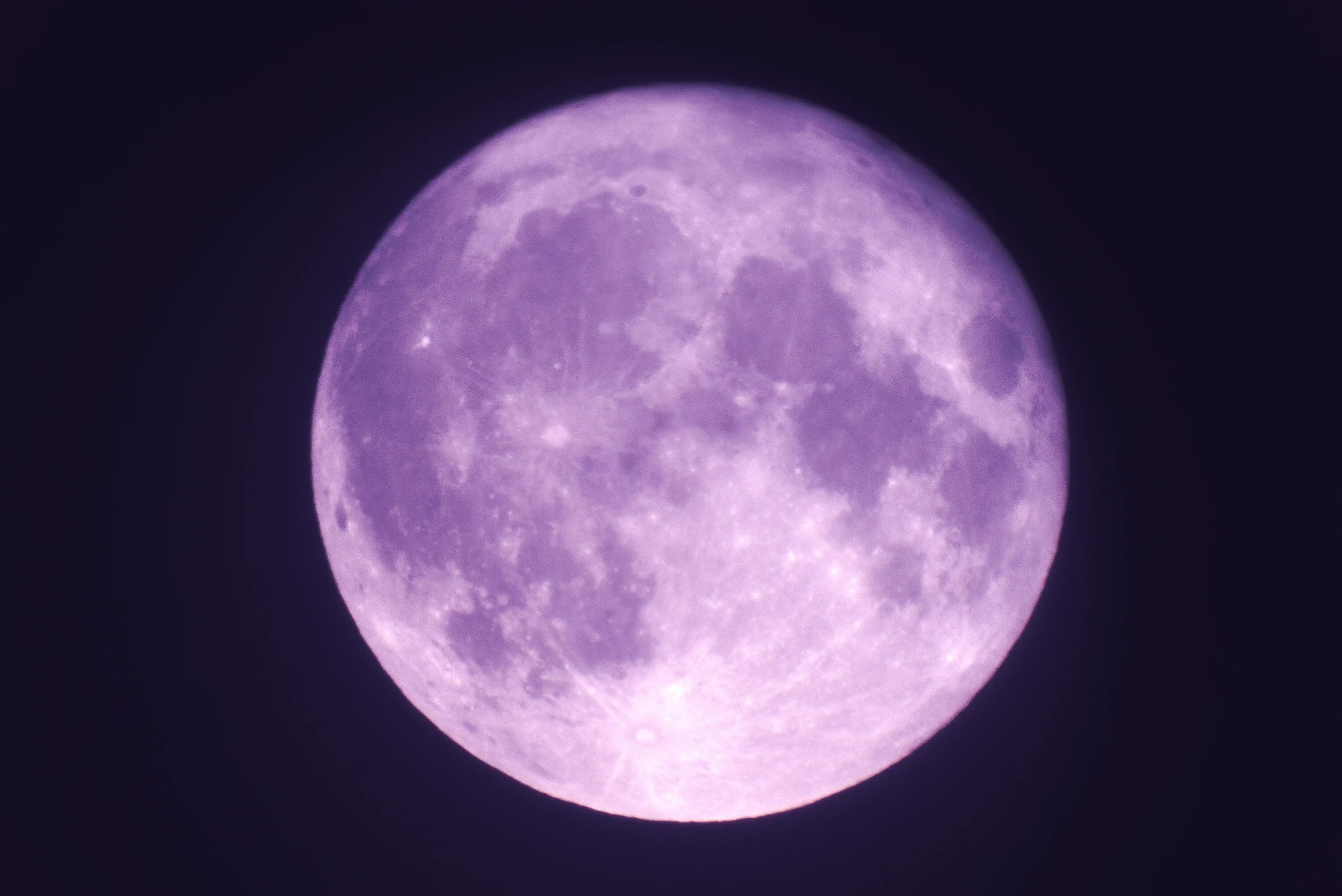 Суперлуние 2022. Фото Луны. Самая большая Луна. Цвет Луны.