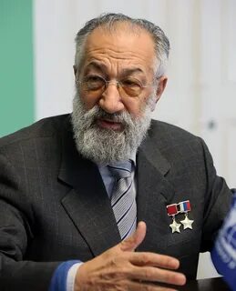 Артура чилингарова