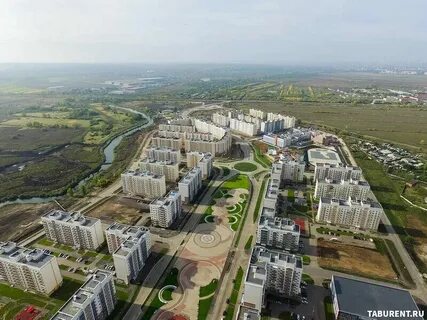 Стоят квартиры в южном городе