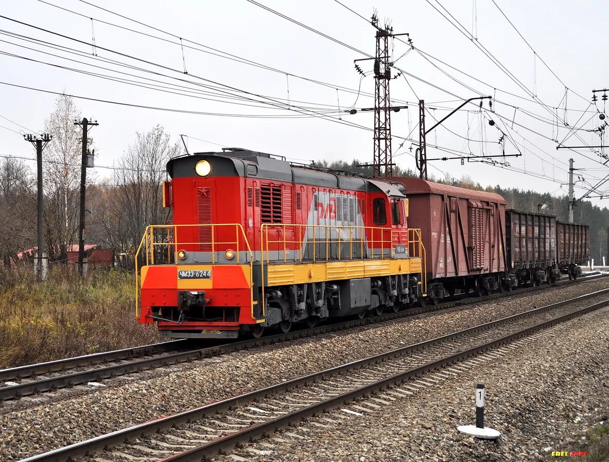 станция малая андреевка. 2тэ10 латвия. сборный поезд. сборный поезд. гранит.