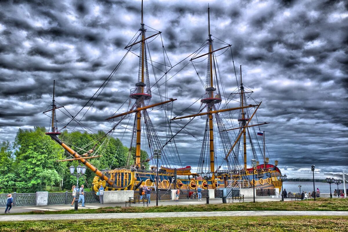 адмиралтейская воронеж. адмиралтейство воронеж. в воронеже площадь адмиралтейская площадь. адмиралтейская площадь колонна воронеж. адмиралтейская площадь воронеж.