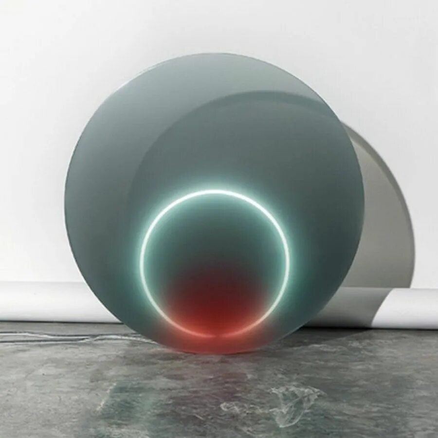 Sabine Marcelis. Ваза с подсветкой внутри. Voie Light Wall Lamp by Sabine Marcelis. Marcelis.