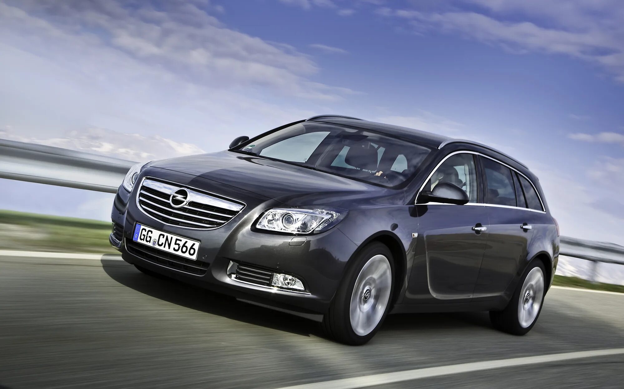 Опель Инсигния универсал 2010. Opel Insignia 2010 универсал. Opel Insignia 2015. Опель Инсигния универсал турбо.