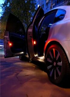 Подсветка околодверного пространства форд c max