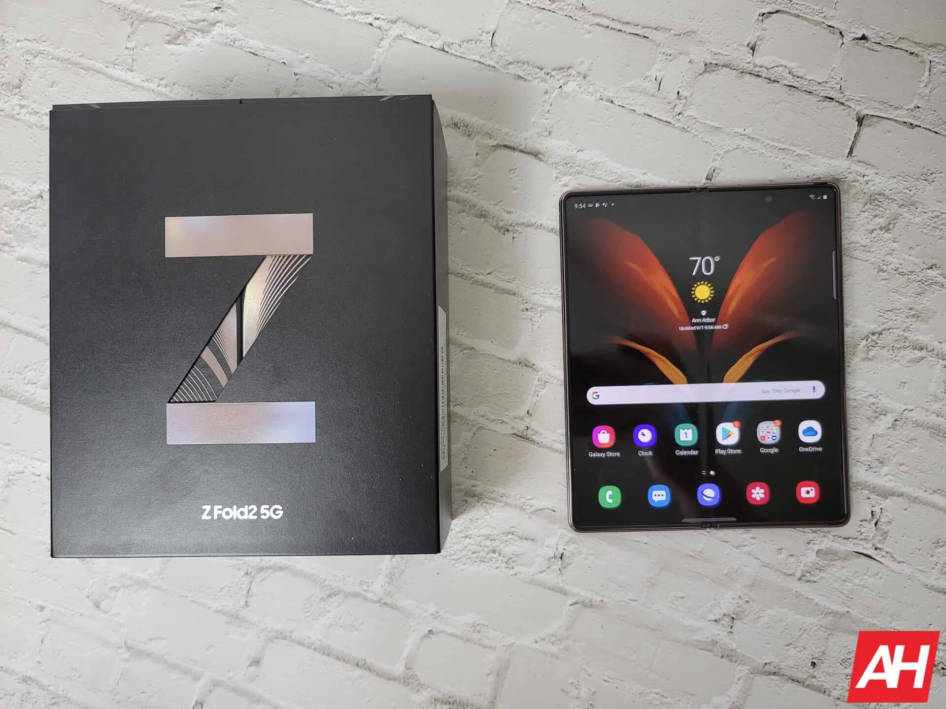 Samsung Galaxy z Fold 2. Samsung zet fold2. Samsung Galaxy z fold2 ads. Samsung Galaxy zet Fold 2. Зет фолд 3 цена