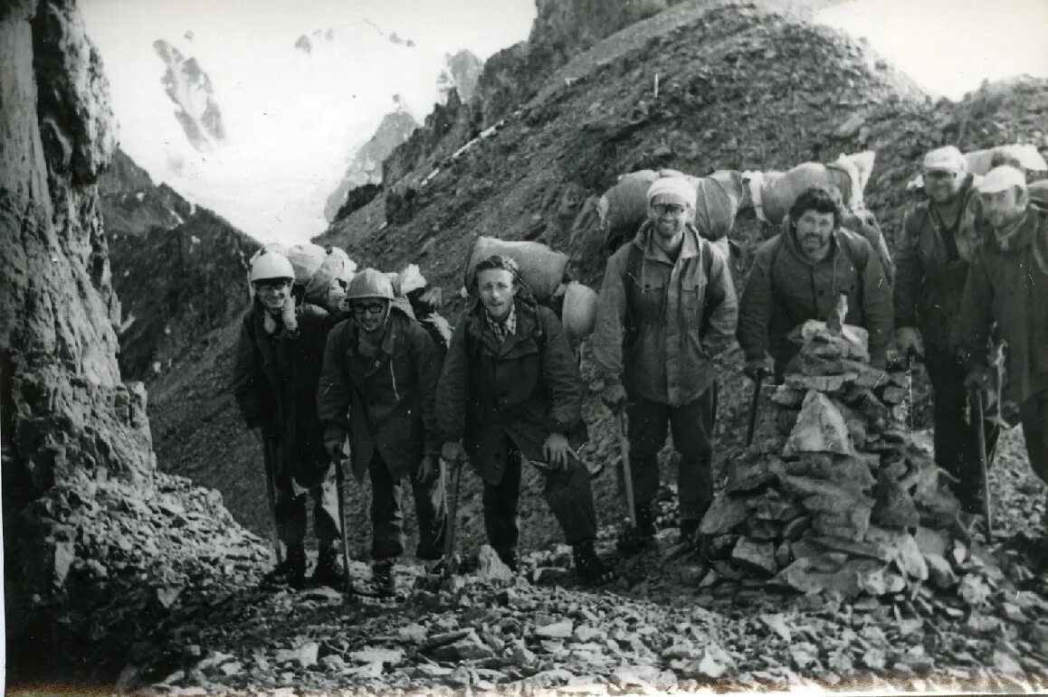 Станция беллинсгаузен в антарктиде. Отто юльевич шмидт маршрут экспедиции. Академическая экспедиции 1768 – 1774 гг. Северный полюс. Антарктида экспедиция.