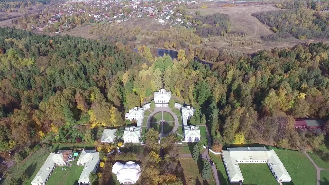 Середниково экскурсии. Усадьба Середниково парк. Село Середниково Шатурский район школа. Середниково (Шатурский район). Середниково кладбище фото.