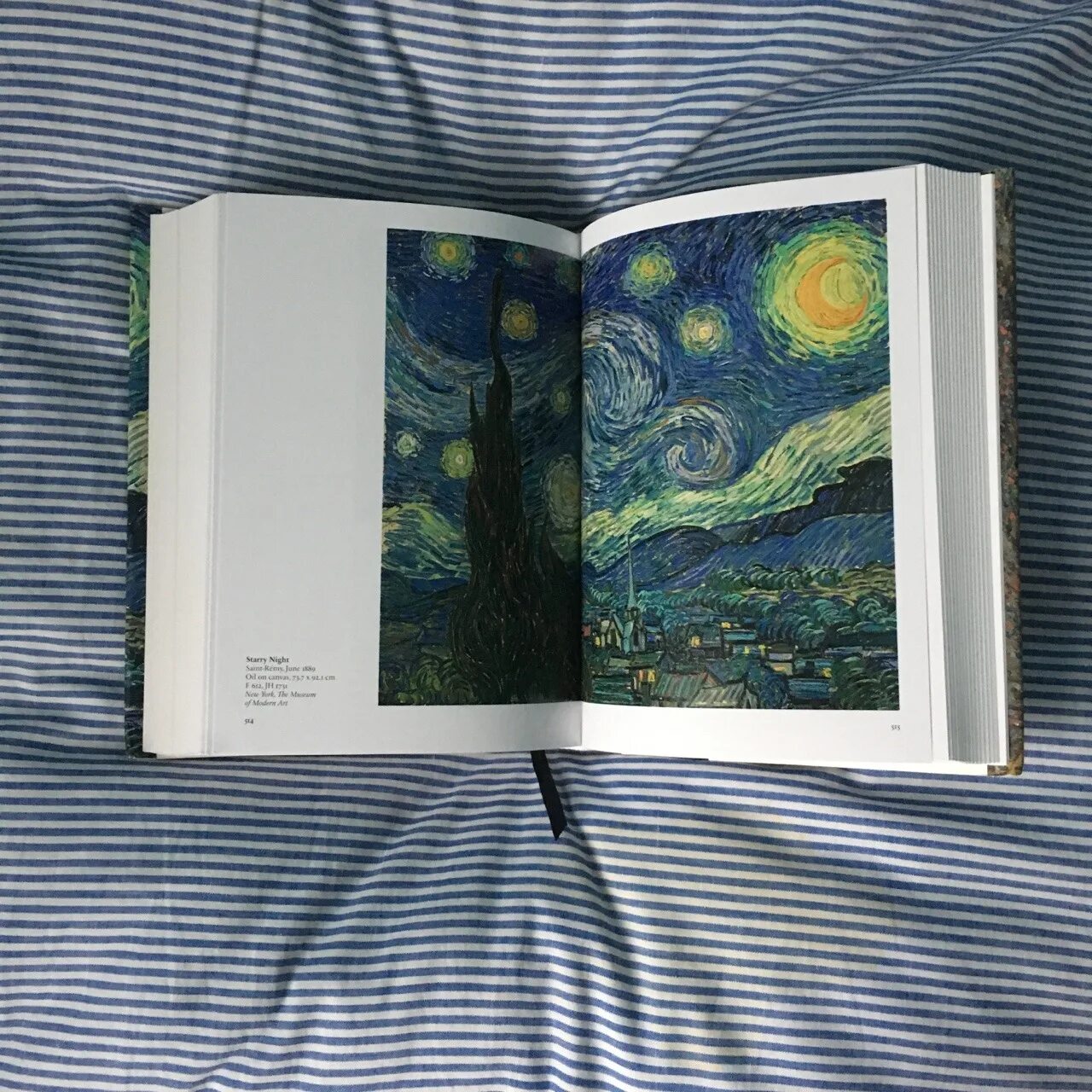 Другой дом книга. Книга с домом на обложке синяя. Art Esthetic book. Уэстгейт, Элис уютный дом книга.