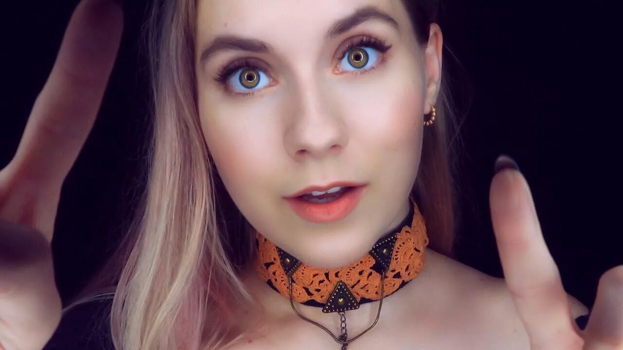 Асмр facelicking. Asmr darya. Асмр макияж на вечеринку. Asmr face. Асмр гиби.