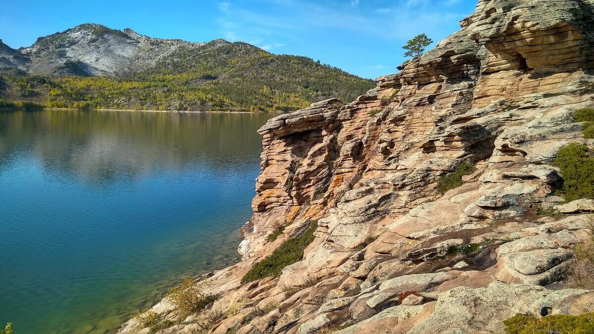 Баян аул горы. Баянаул озеро жасыбая. Баян аул. Баянаул горы. Баянаульские горы.