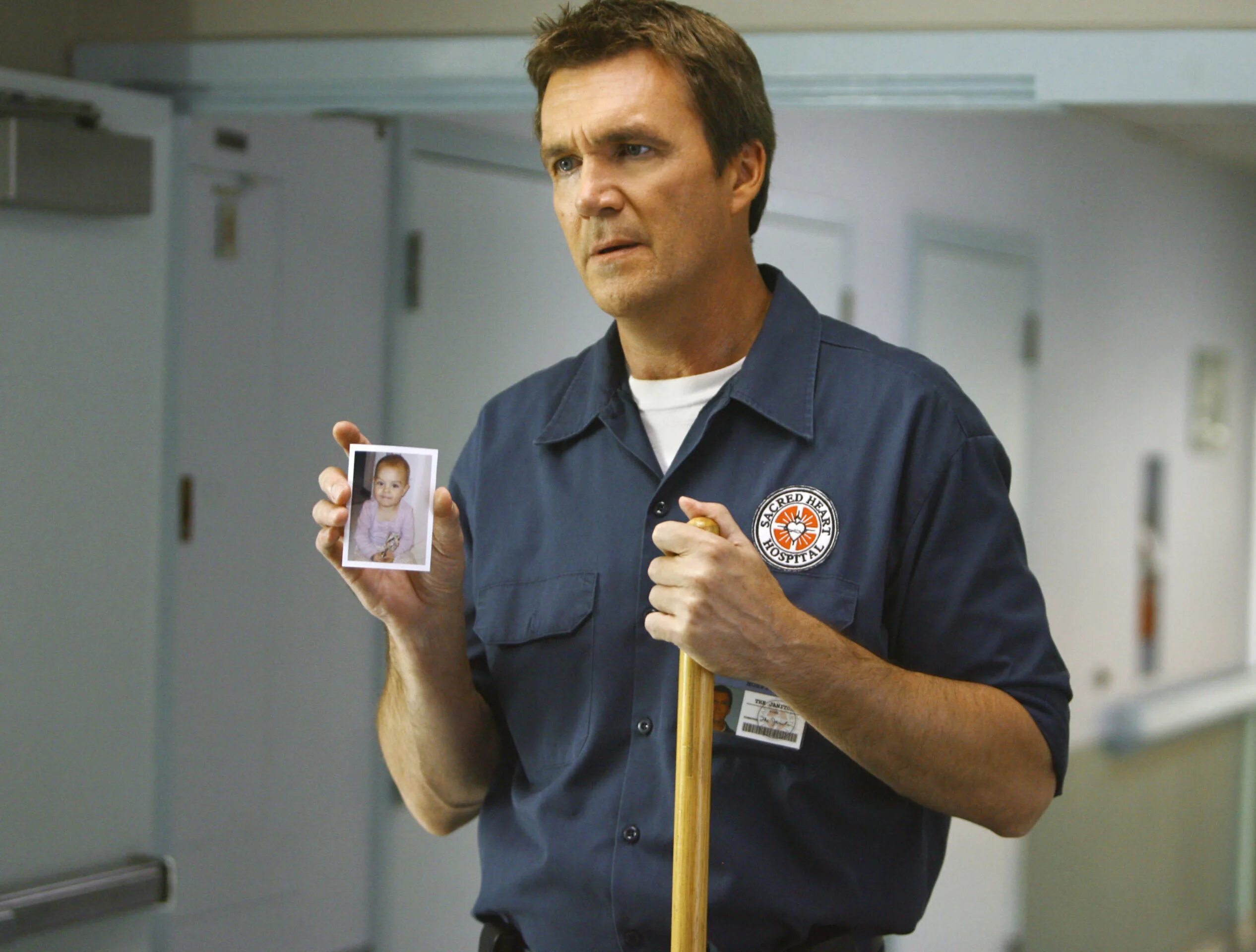 Janitor chat. Neil Flynn Janitor. Келсо клиника. Janitor Scrubs. Келсо из клиники.