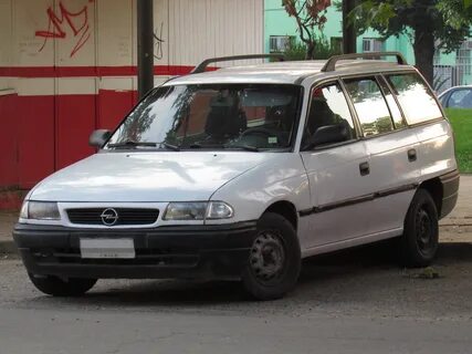 Опель универсал 1995