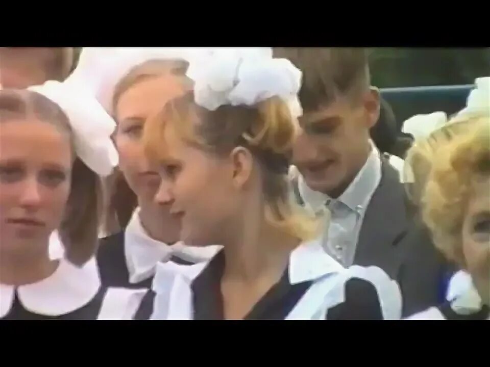 Без б выпуск. 11 Б выпуск 2001. Школа 235 выпускники. Выпуск 2001 школа 4 Королев. Счастье 2001 выпуск.