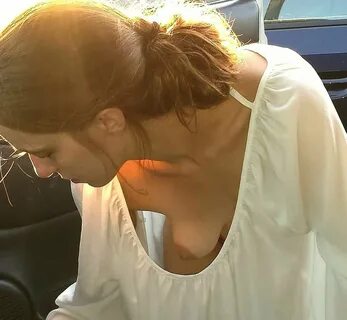 Amourath nip slip - free nude pictures, naked, photos, Случайно спалила гру...
