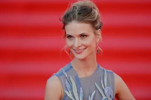 Порно бейнелерді онлайн көру, барлығына бір