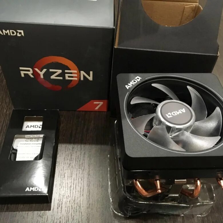 Box кулеры amd. Кулер AMD Ryzen 7 2700x Box. Процессор AMD Ryzen 7 2700x Box. Ryzen 5 3600 Box кулер. Ryzen 7 5700x кулер в комплекте.