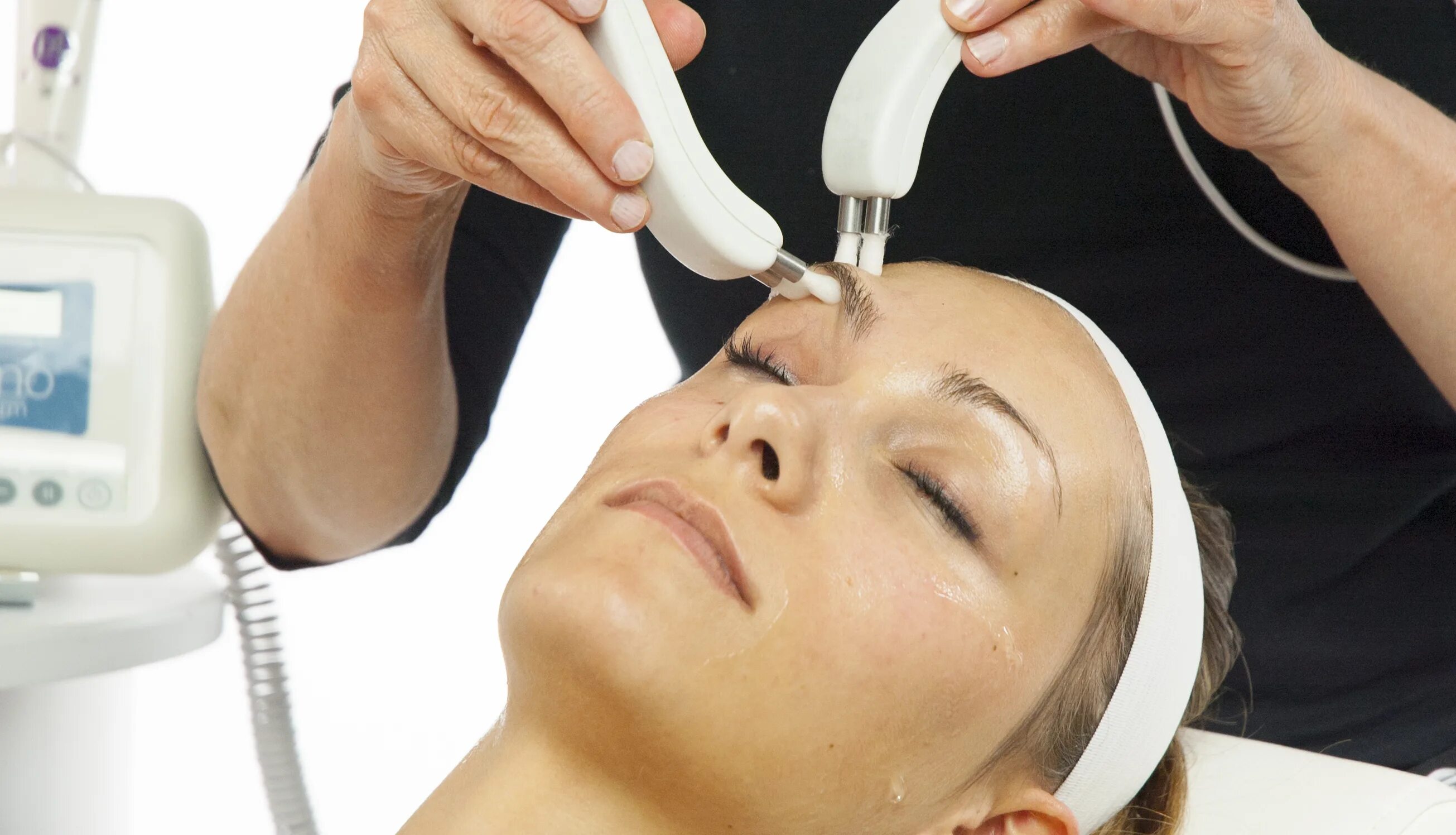 Сколько делают микротоки. Микротоковая терапия лимфодренаж. facial lifting v аппарат для лица микротоки. microgei микротоки. skin master микротоки.