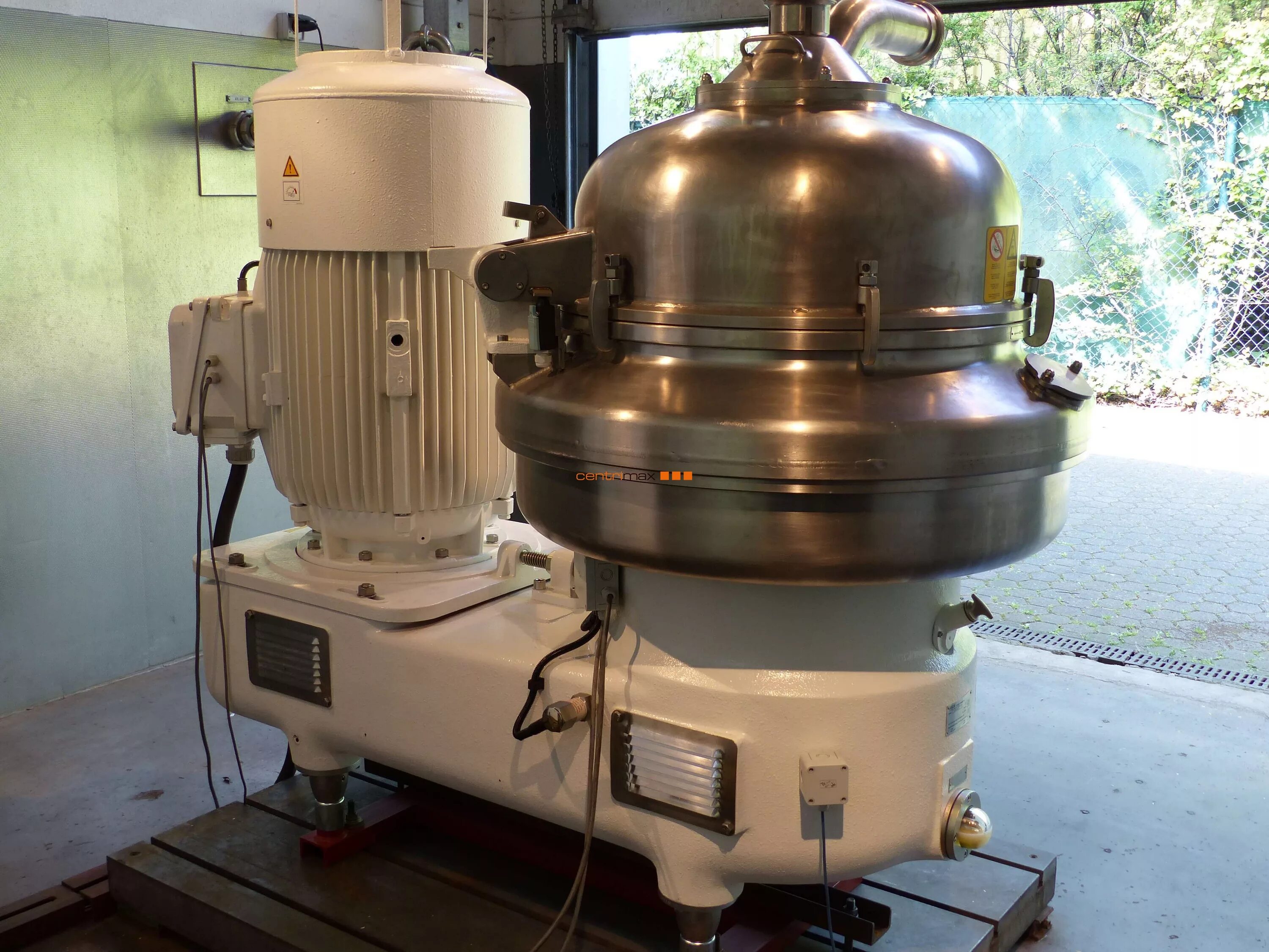 Сепаратор gea. Саморазгружающийся сепаратор тип gsc 10-06-077. Gea westfalia. Сепараторы геа вестфалия. Сепаратор нормализатор осцп-5.