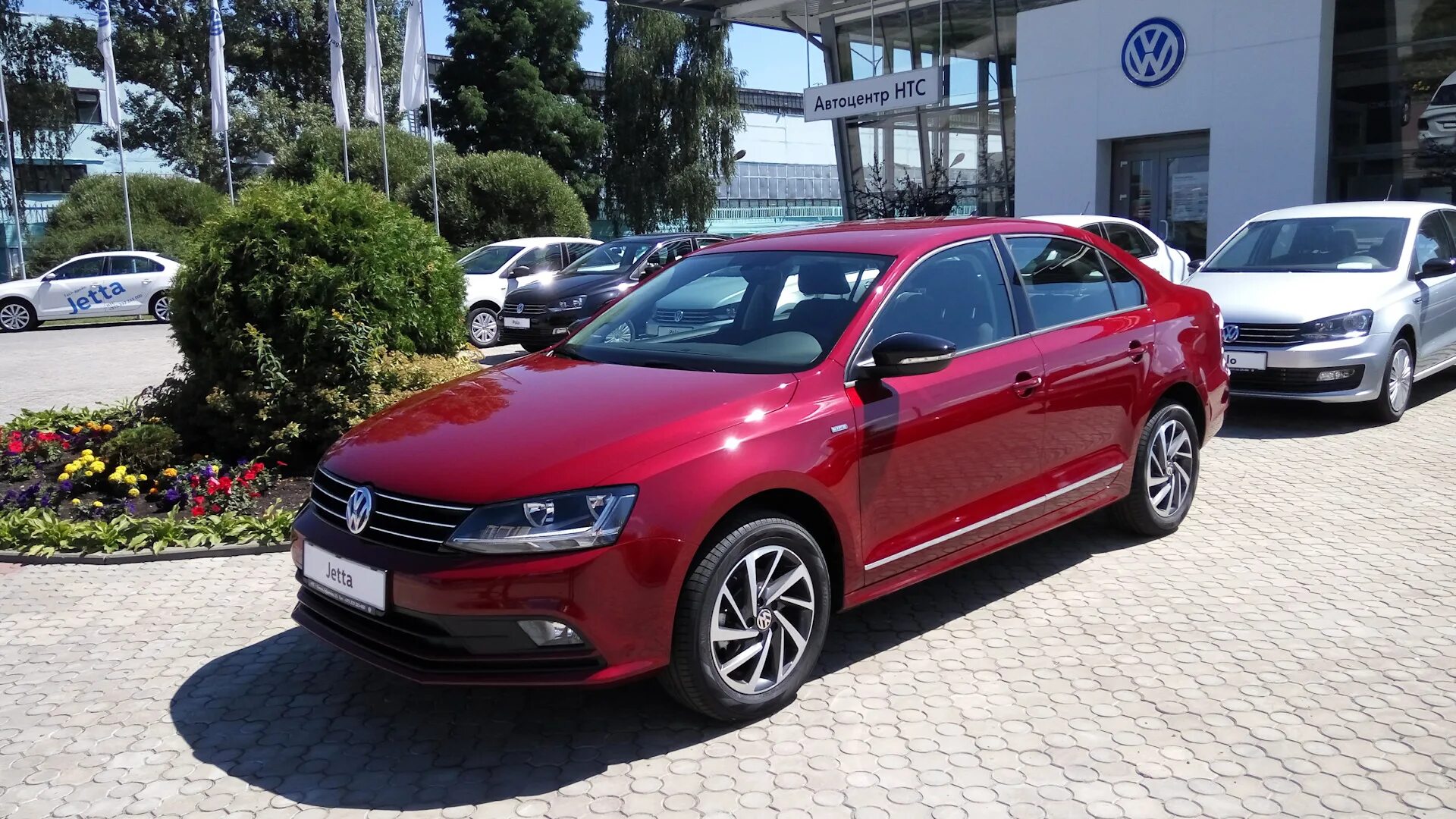 Фольксваген джетта 6 рестайлинг. Volkswagen jetta 2016 красный. Volkswagen jetta red. Фольксваген джетта 2013. Фольксваген джетта 2012 1.