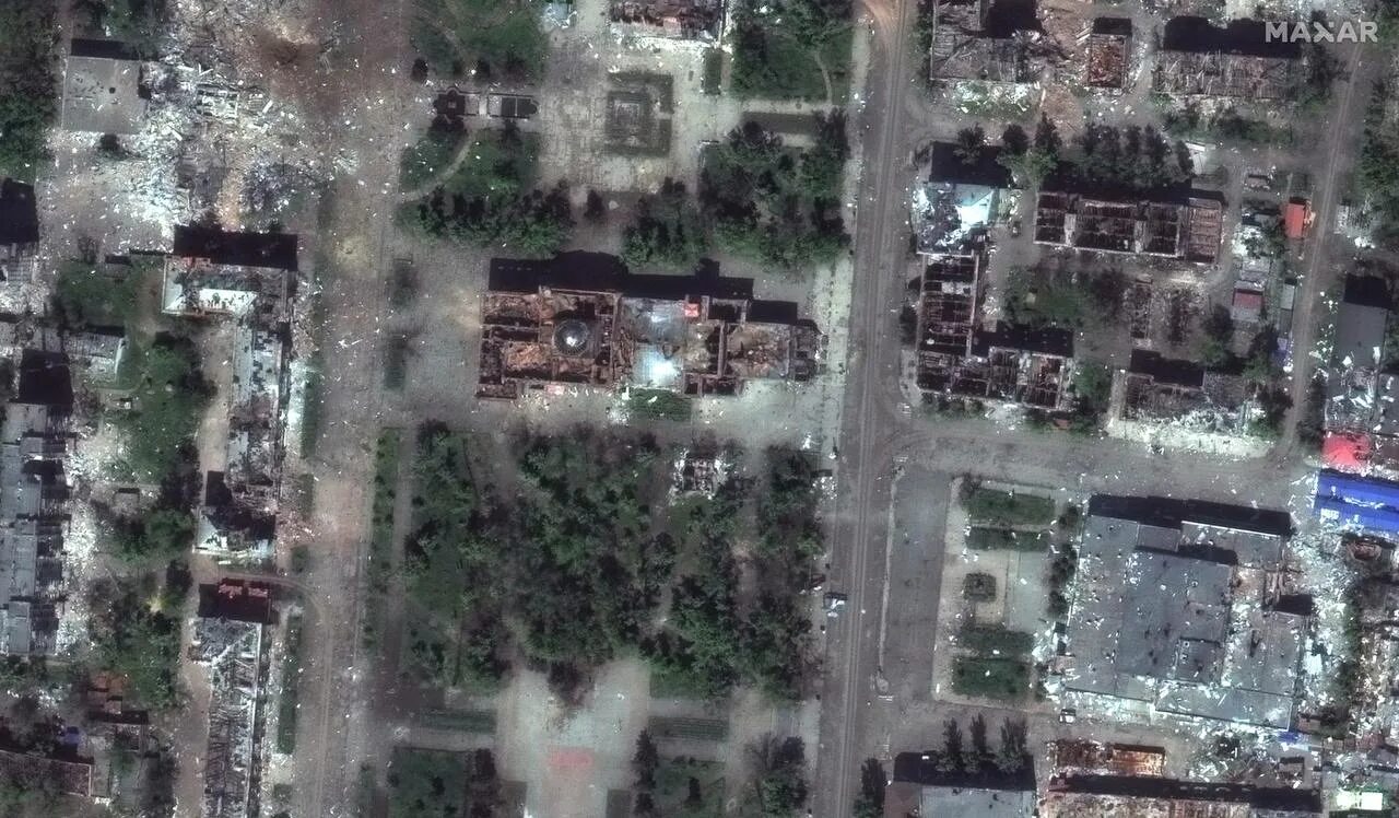 15 мая 2023 г. Бахмут снимки со спутника 2023. Фотоснимок со спутника город Бахмут Артемовск. Бахмут снимки Спутник Maxar. Бахмут из космоса 2023.