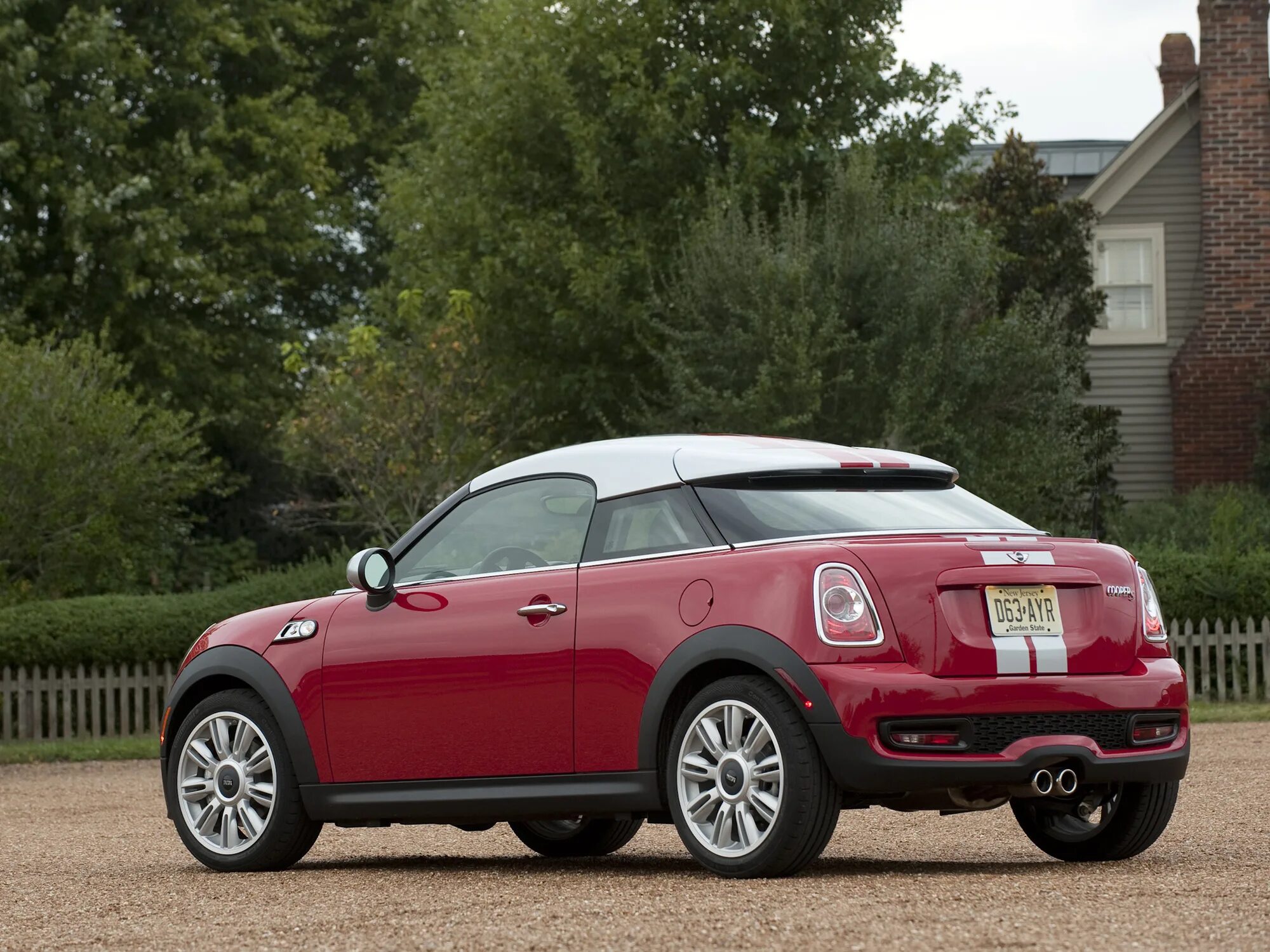 Mini cooper jcw купе. мини купер r58. Mini cooper coupe jcw. Mini cooper coupe 2013. мини купер r58.