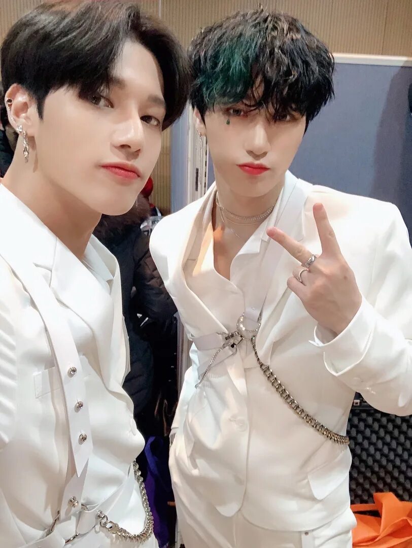 Сан и уен. Усаны ATEEZ. Сан и уён ATEEZ. WOOSAN эйтиз. ATEEZ San and Wooyoung.