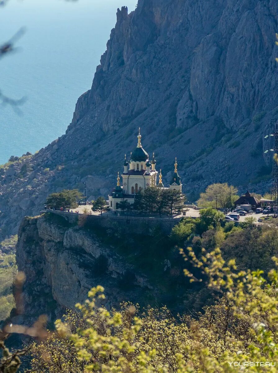 Церковь в форосе на скале фото Форосская церков. Крым. Туризмавиа. Онлайн Дзен