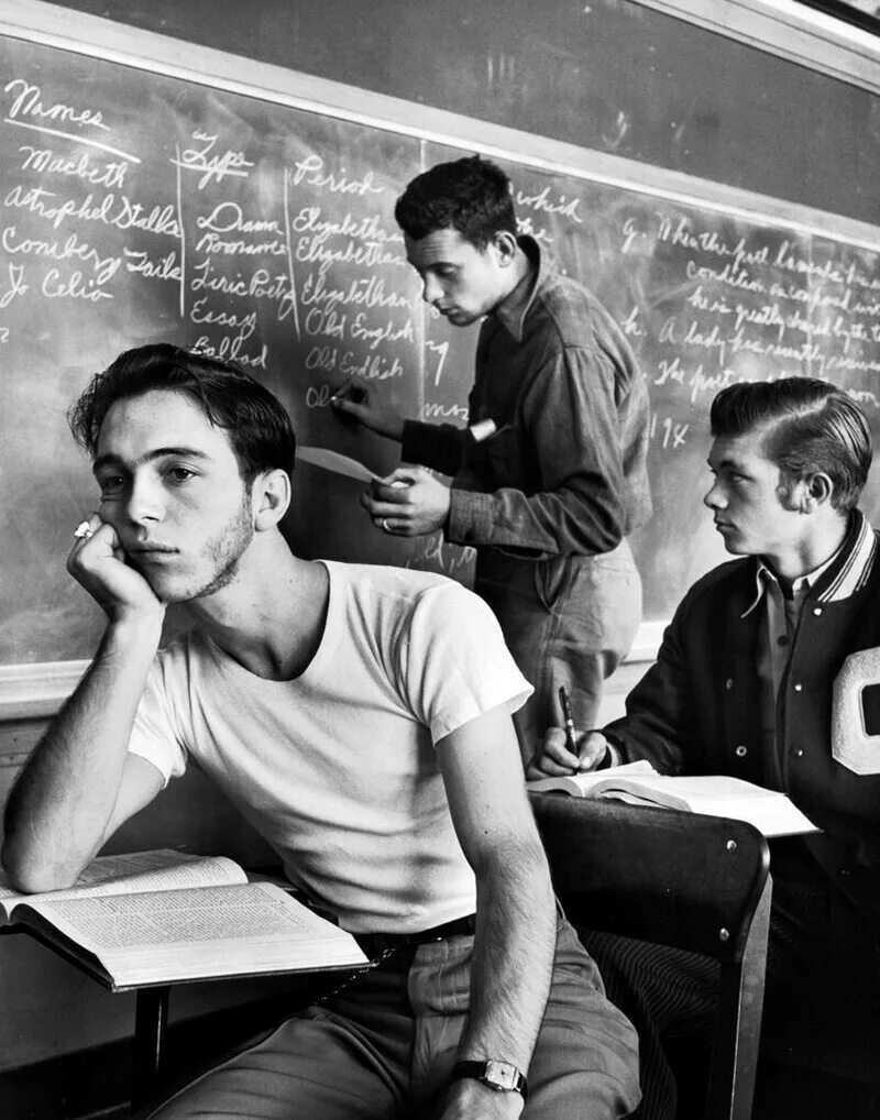 Советские студенты. Студенты ретро. студенты 80-х. советское студенчество.