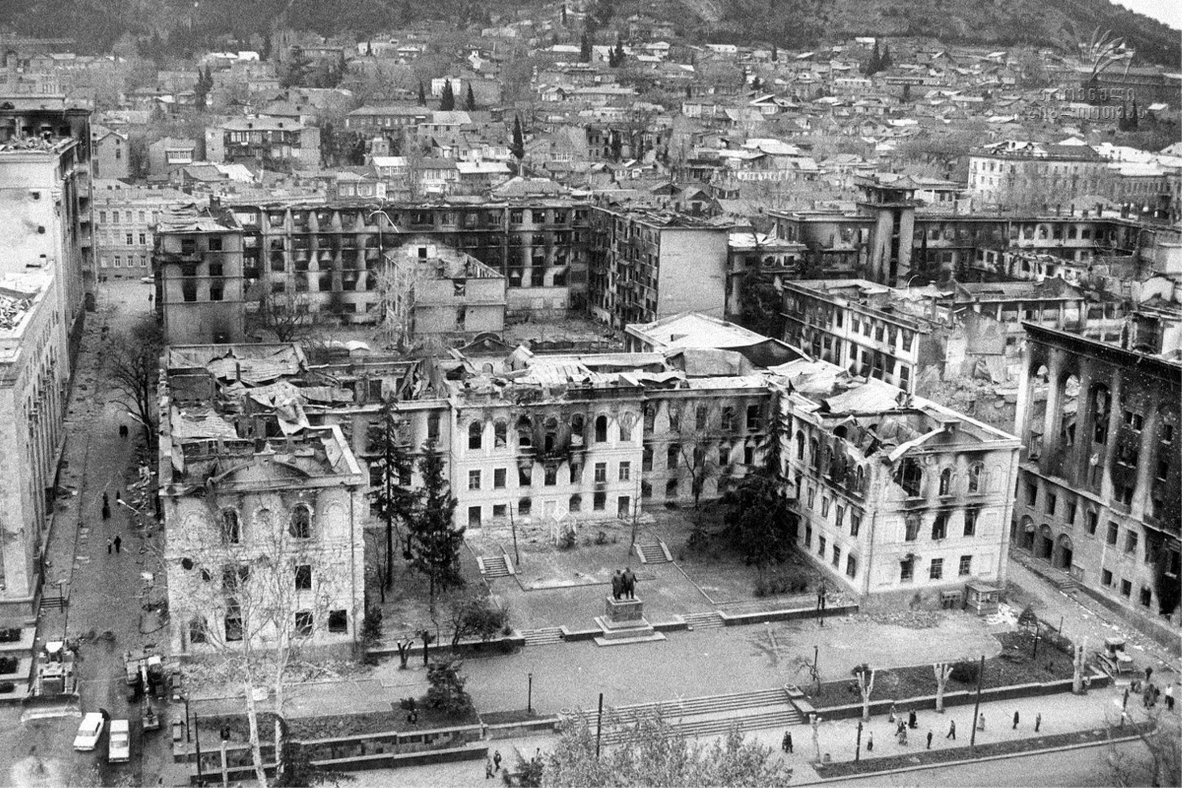 Тбилиси после войны 1991 года.