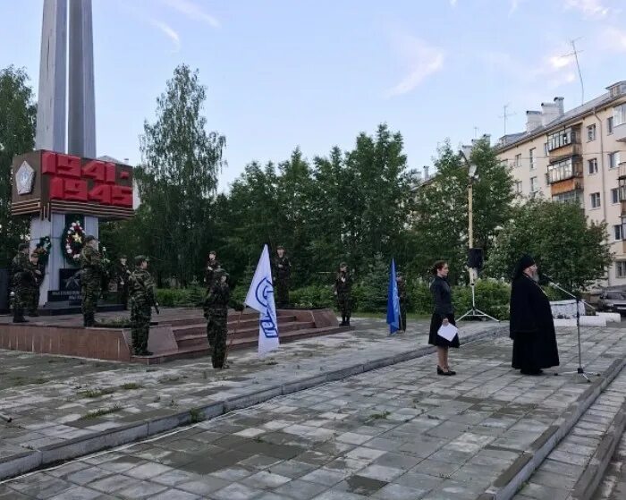 Погода в богдановиче на 10 дней свердловской. Аллея Победы Рефтинский. Обелиск Победы Рефтинский. Поселок Рефтинский Свердловская область.