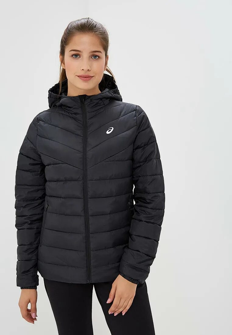 Весенние спортивные куртки. Nike windrunner. Ветровка nike зеленая. Куртка найк женская весенняя. Осенние куртки женские спортивные.