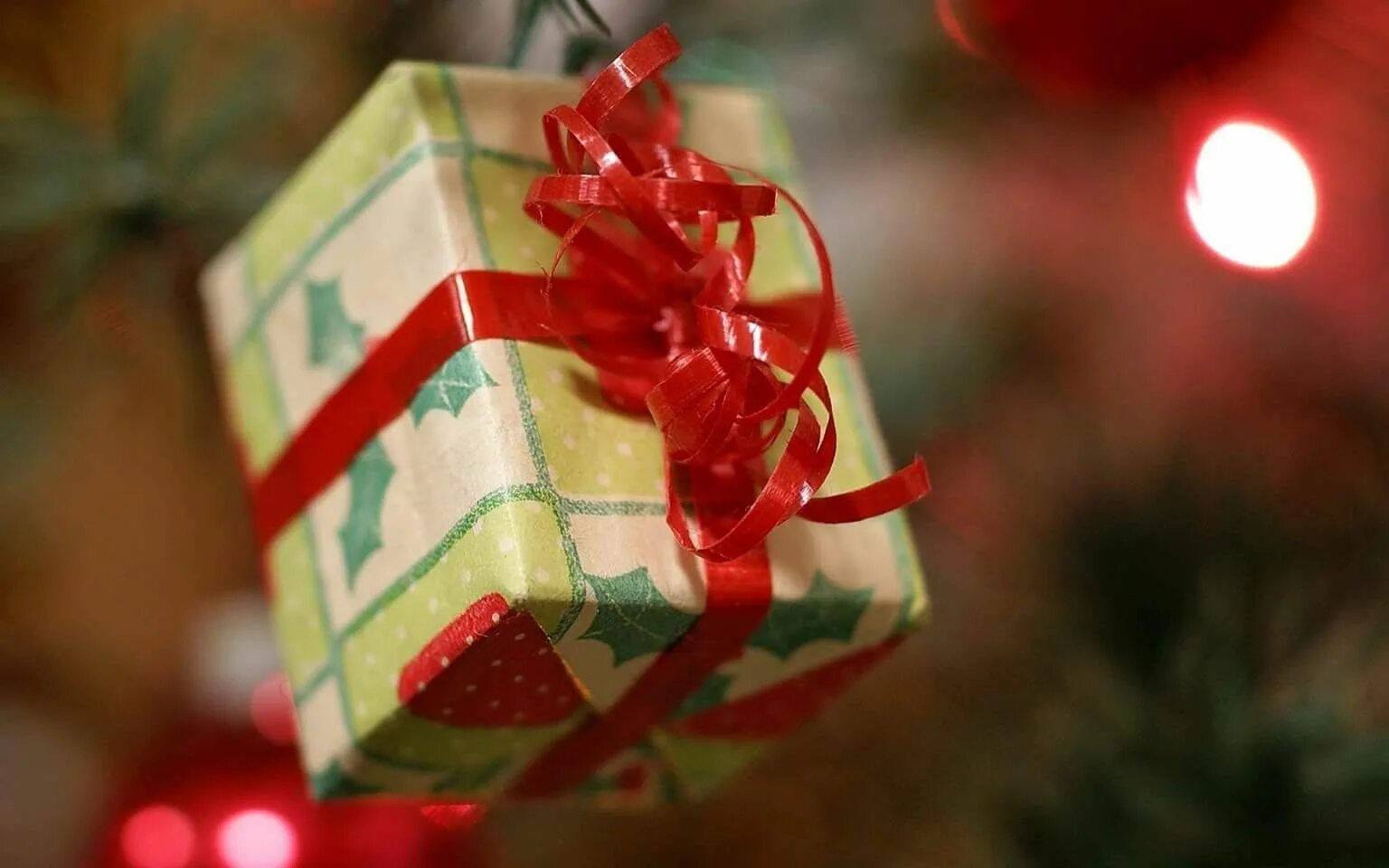 Подарок на новый год праздник. Куча подарков. A christmas gift. Christmas presents. Новогоднее чудо подарок.