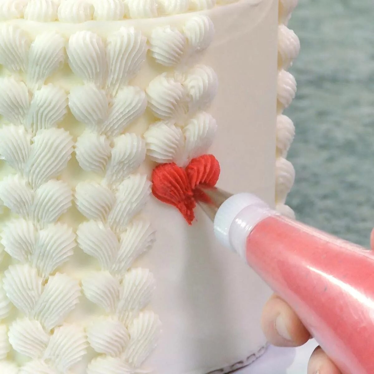 Buttercream Cake Decorating. Fast and Easy Technique by CakesStepbyStep. Videos 