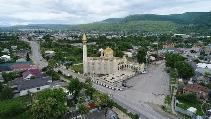 Джегута черкесск. Карачаево-Черкесия город Усть-Джегута. Мечеть Усть Джегута. Г Усть Джегута Карачаево Черкесия. Усть-Джегута достопримечательности.