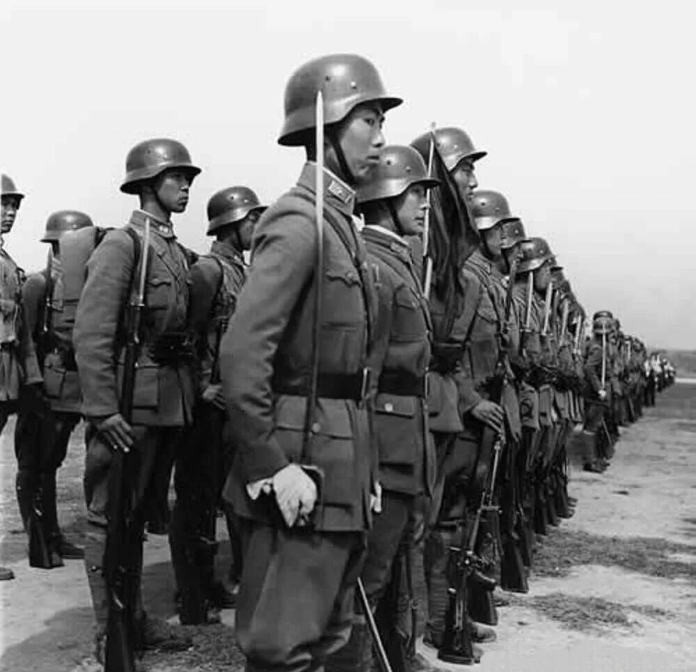 Войска гоминьдана. Войска гоминьдана. Чан кайши в вампу. Войска гоминьдана. Войска гоминьдана.