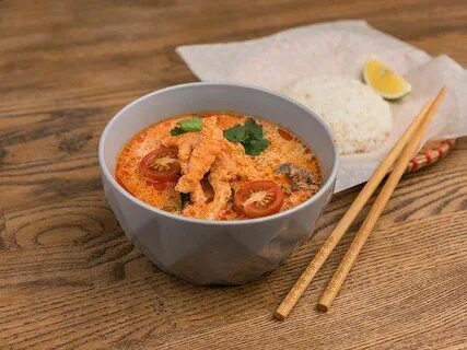 том ям с лососем