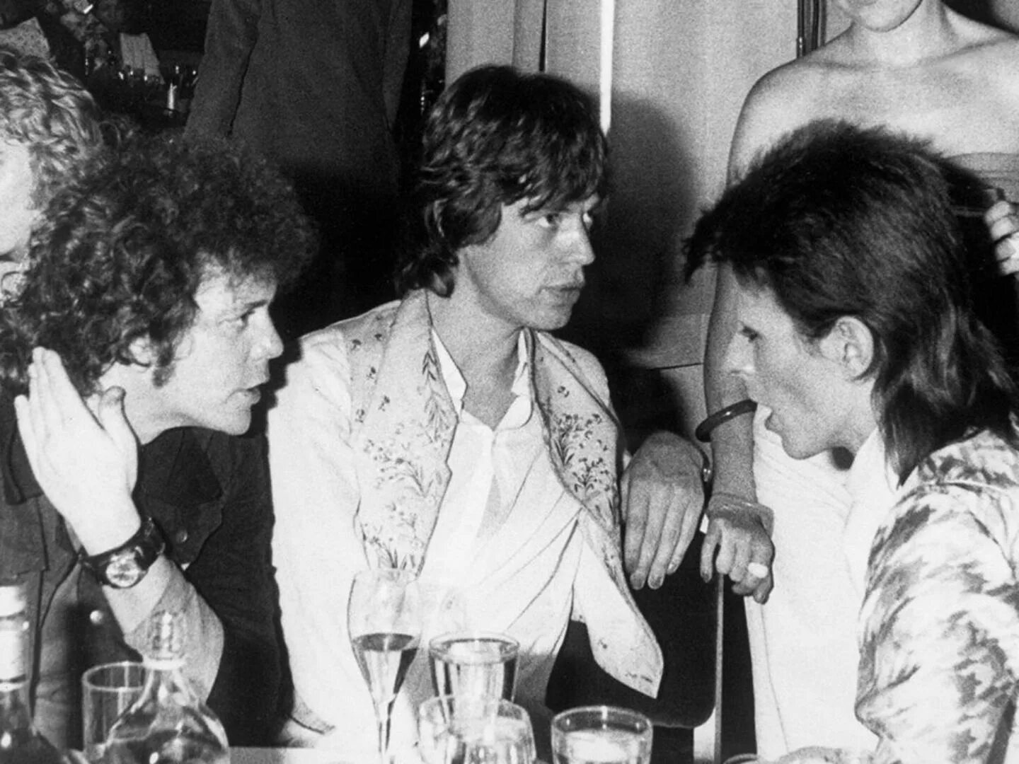Мик джаггер и дэвид боуи. Боуи и джаггер. david bowie and mick jagger.