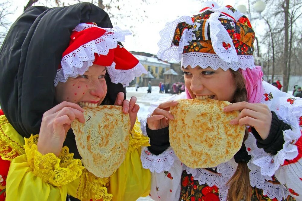 Провожаем масленицу картинки. Масленица. Угощения на Масленицу. Угощают блинами на Масленицу. Блинные угощения на Масленицу.