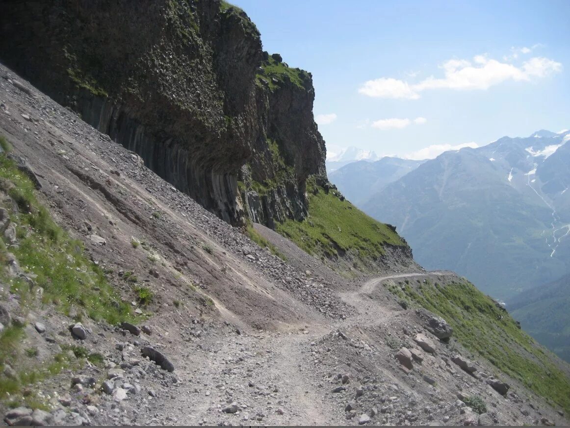 волчий перевал новороссийск. перевал волчьи ворота новороссийск. перевал волчьи ворота. перевал волчьи ворота краснодарский край. перевал волчьи ворота.