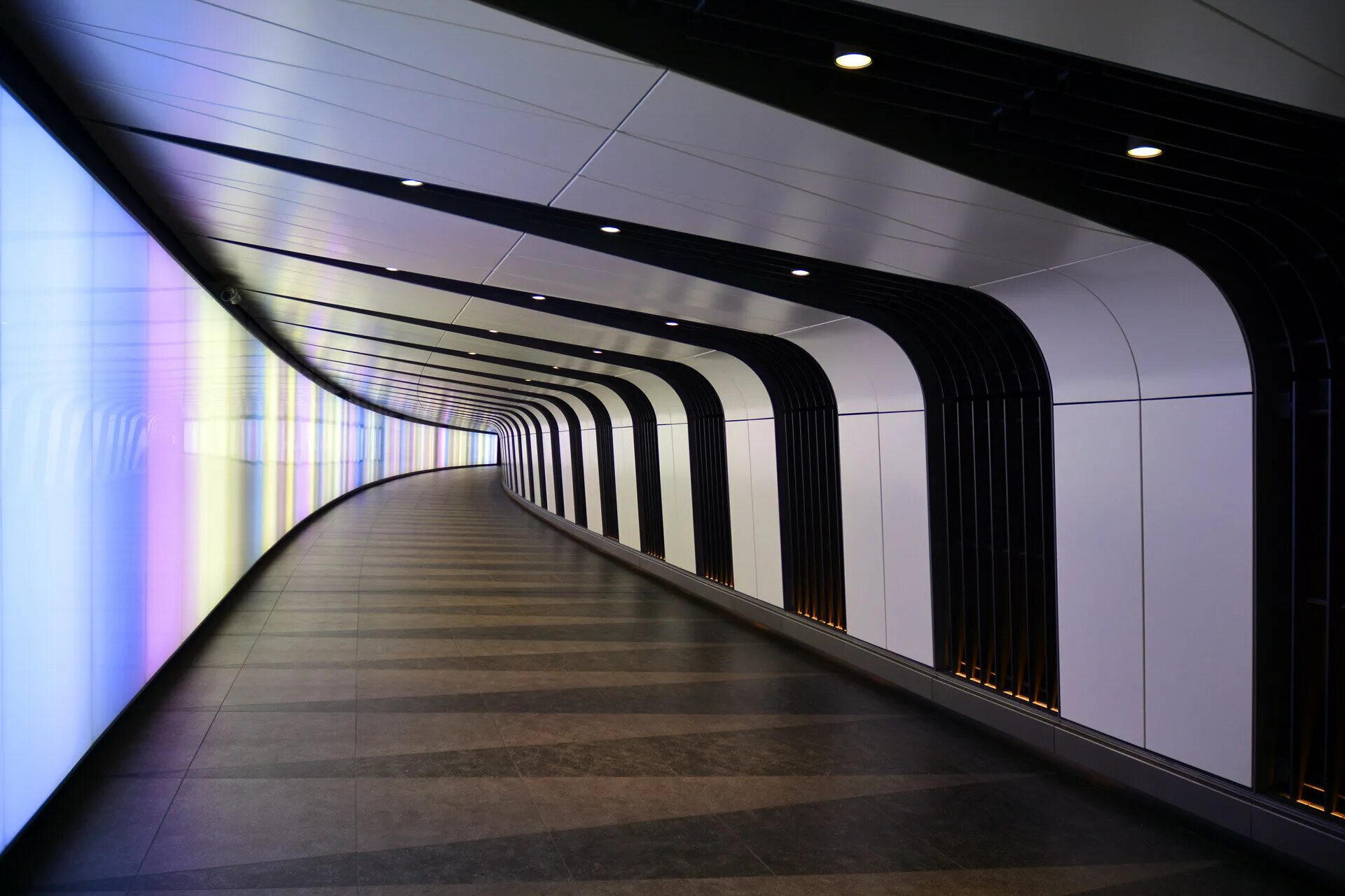 Самый длинный переход. Подземный пешеходный тоннель. Современные тоннели. Подземный переход. Современный переход.