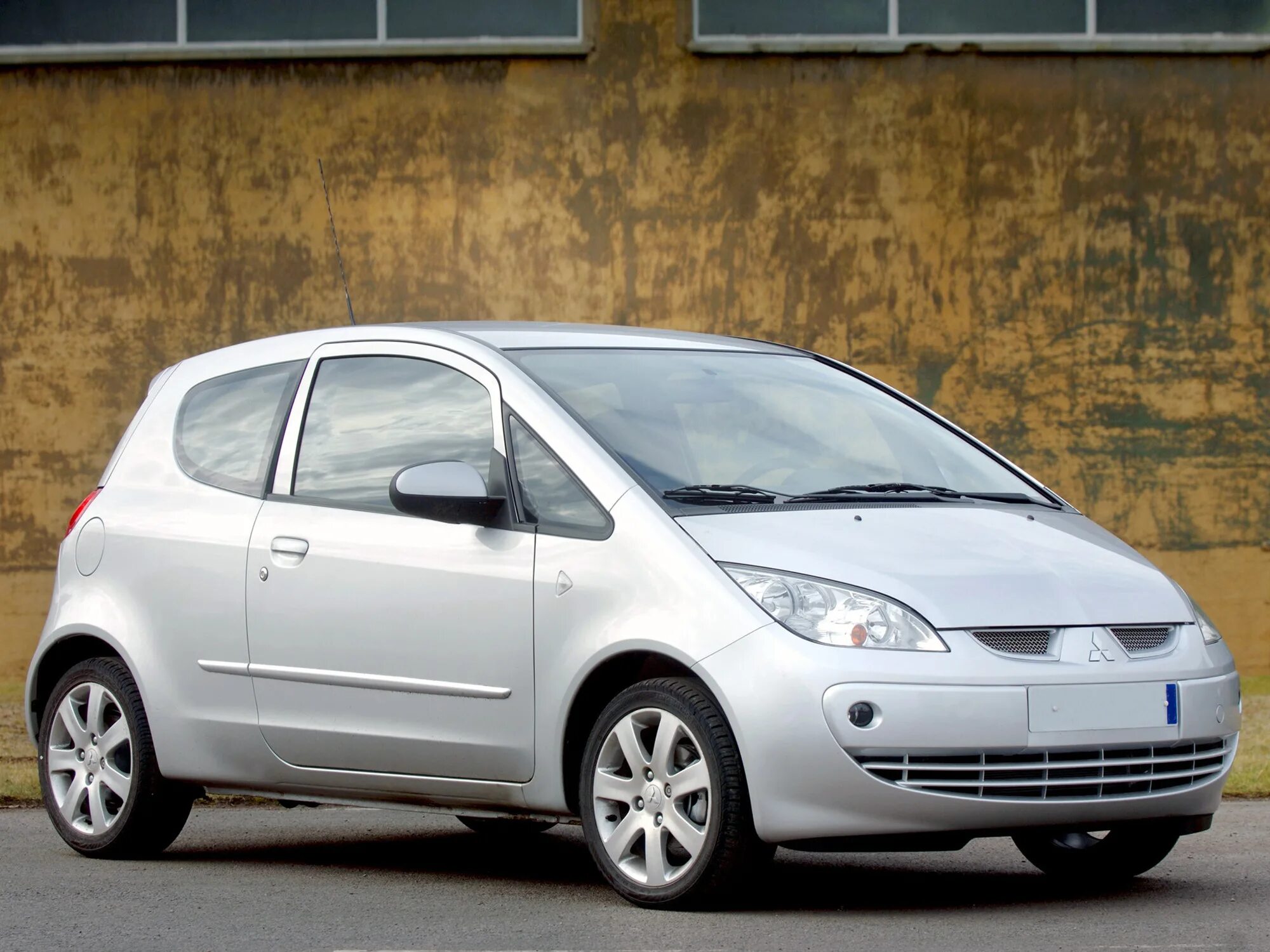 Mitsubishi colt 6. Митсубиси кольт 6. Colt 6 поколение. Colt 6 поколение. Мицубиси кольт 2022.