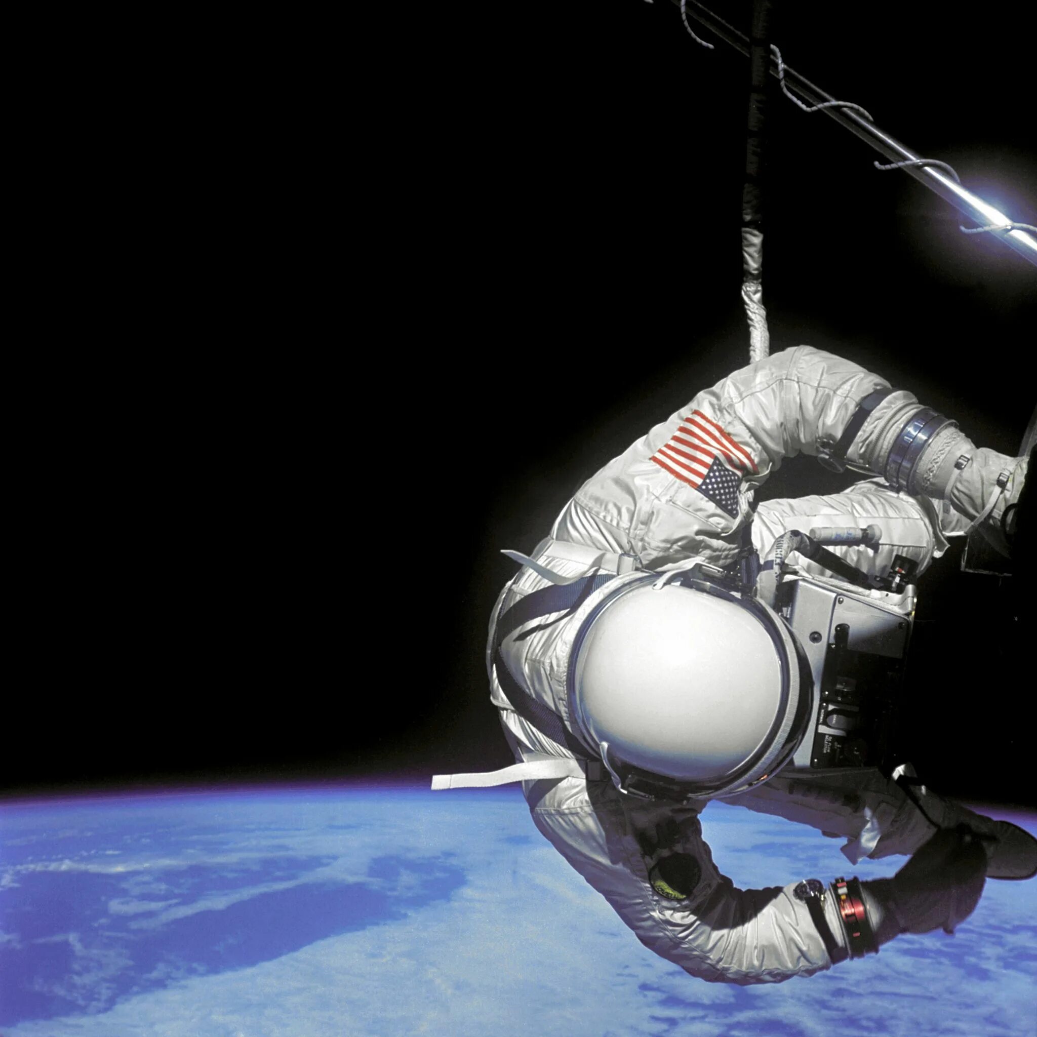 Первый астронавт в открытом космосе. Джемини-12. Базз Олдрин. Космонавт в открытом космосе. Выход в открытый космос.