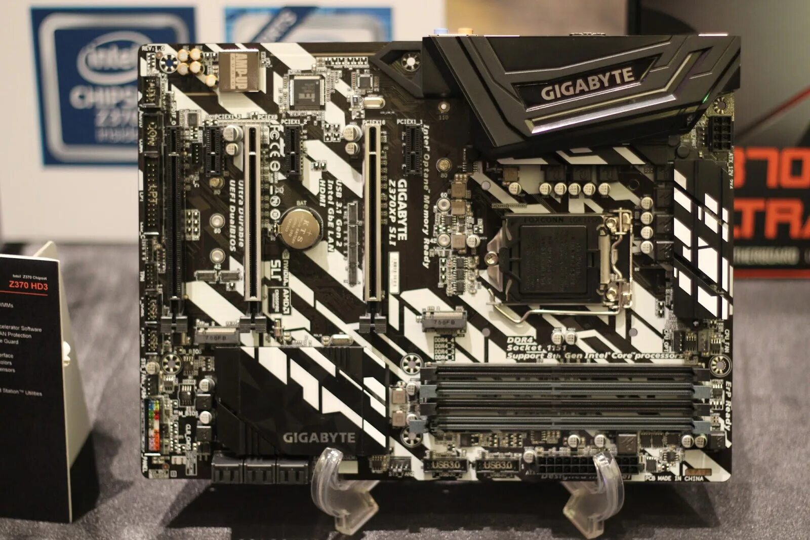 Gigabyte z370 hd3. Z370 материнская плата. чипсет z370. intel z370 chipset. z370 intel чип.