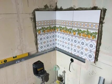 Как правильно положить плитку на кухне фартук