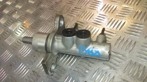 Цилиндр на пассат