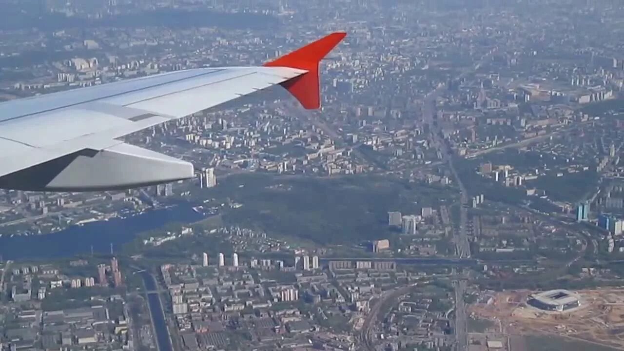 Красивый вид с самолета. Иаз мс-21. Летают самолеты над москвой. Вертолеты парад в москве. Пожелания счастливого полета.