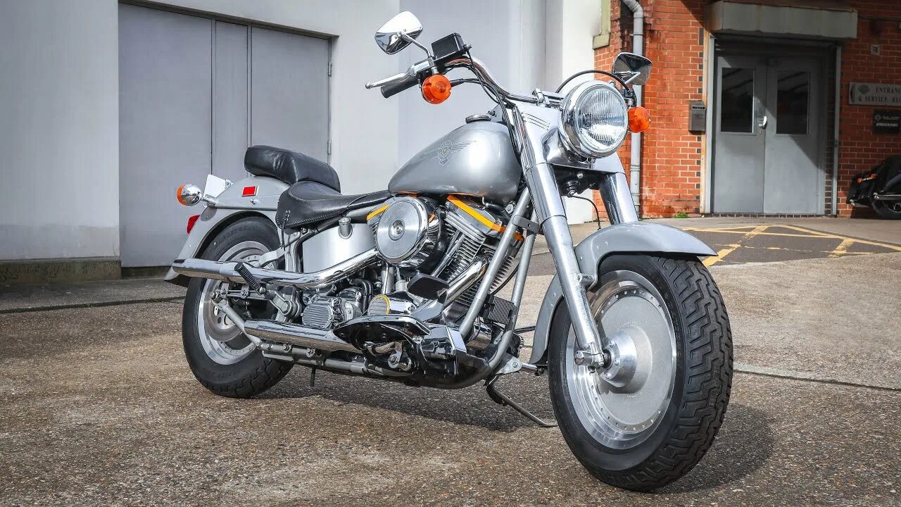 Fat boy s. Harley davidson fatboy 1990. harley davidson fat boy 1990. харлей фэт бой терминатор. harley davidson fatboy 1990 terminator.