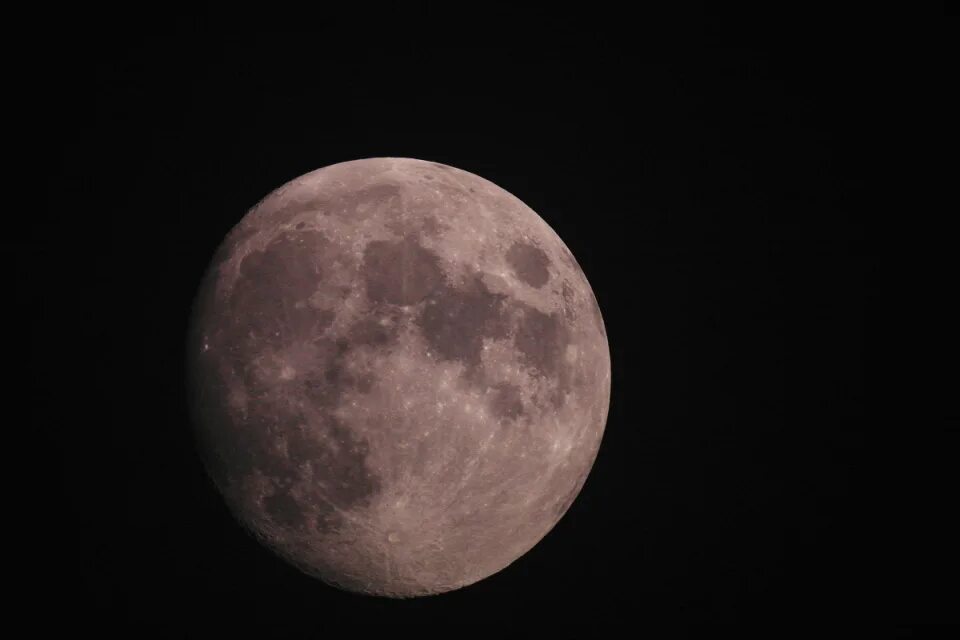 6 Луна. Шестая Луна. Луна 6 апреля 2024