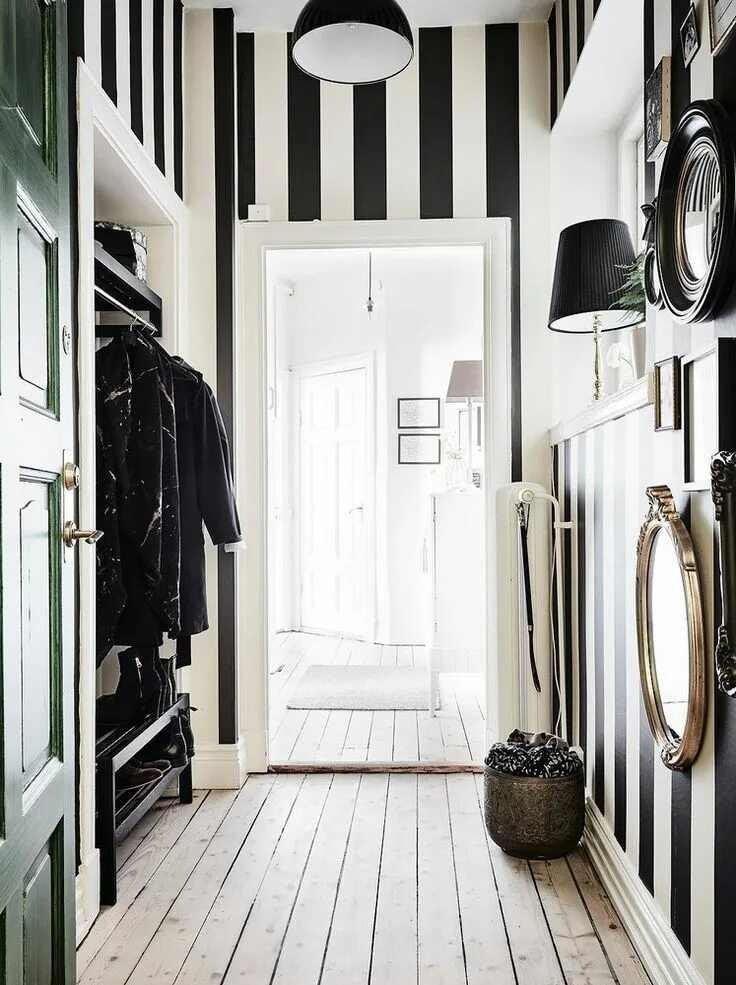 COULEUR PRINTEMPS Hallway wallpaper, Hallway wallpaper ideas, Affordable interio